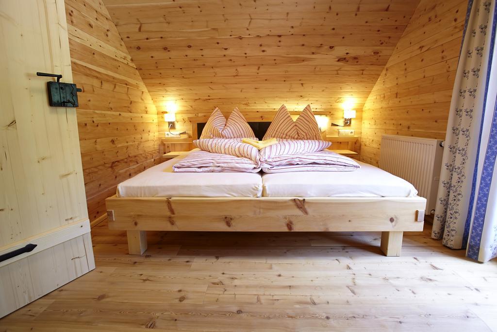 Bergdorf Riesner Hotel Donnersbachwald Kamer foto